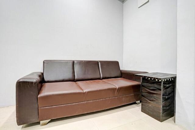 Hotel Welcome, Vip Road Vesu Surat Exterior photo